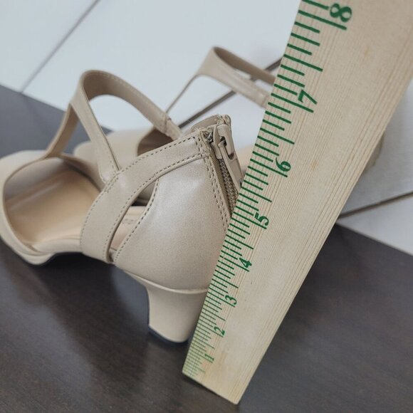 NEW Easy Street Womens Nude Pearlized Flash Women's 8.5M T-Strap Heels 5CT - Picture 5 of 9